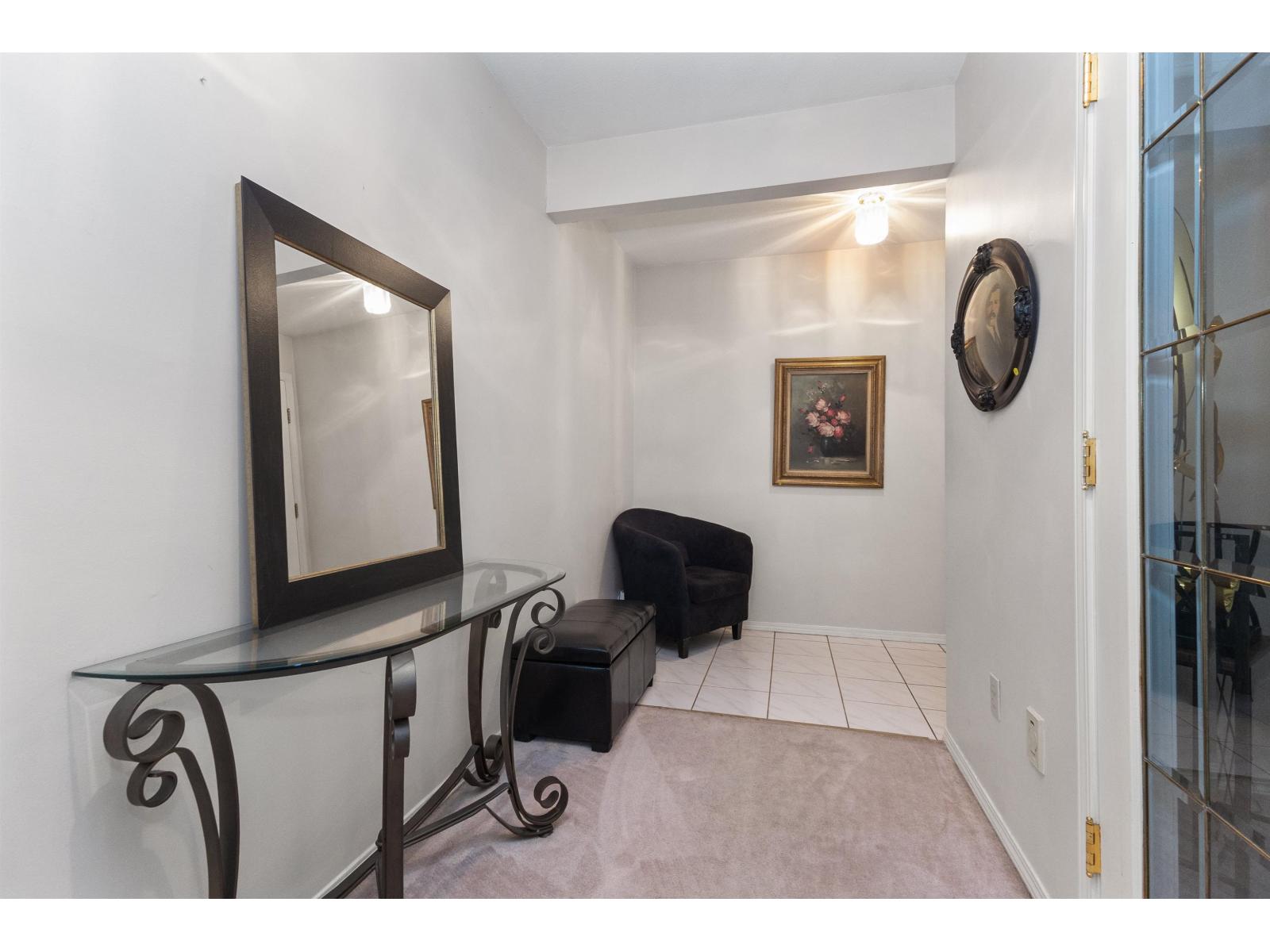 34825 Cassiar Court, Abbotsford, British Columbia  V2S 7G9 - Photo 3 - R3074201