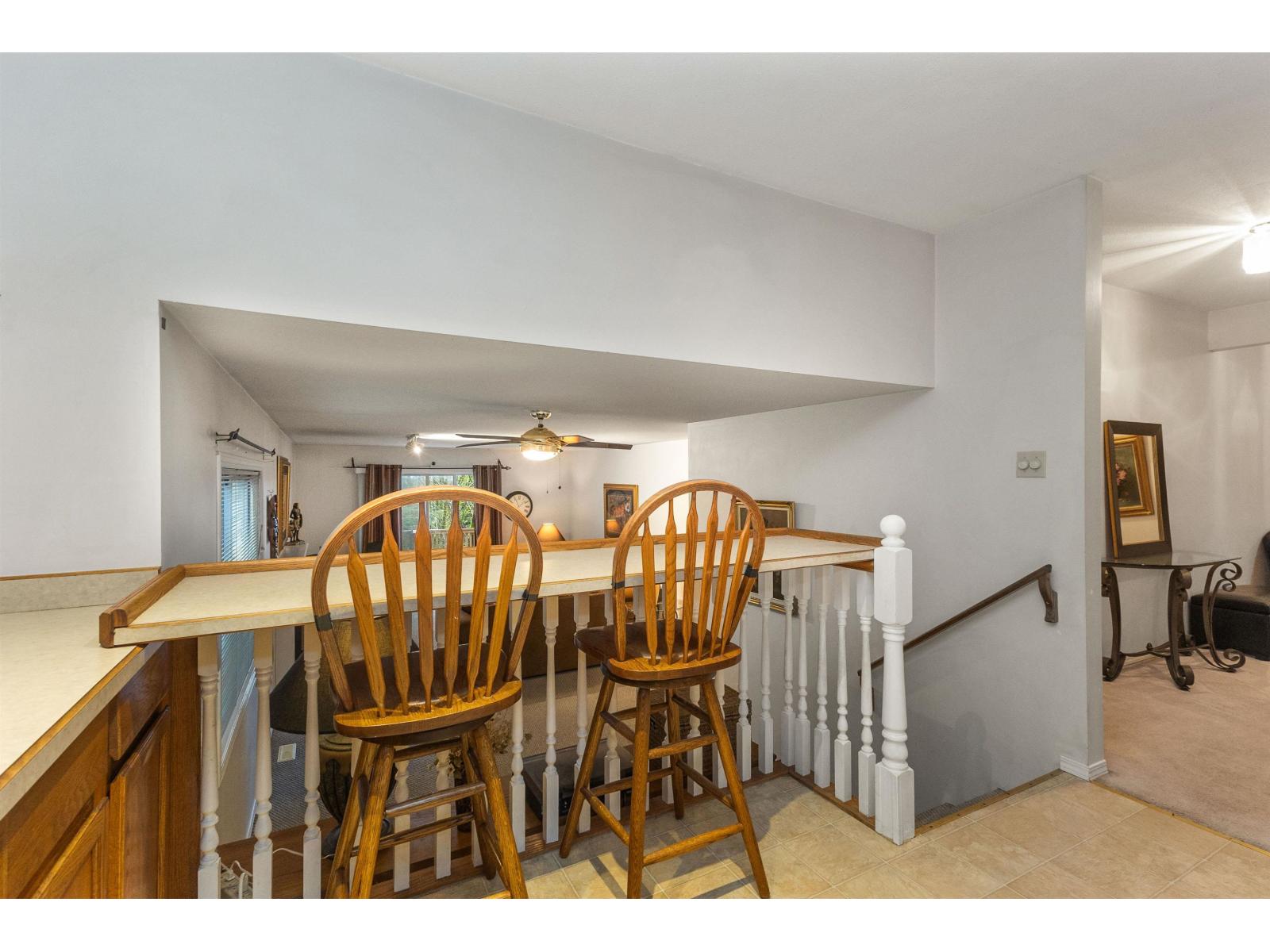 34825 Cassiar Court, Abbotsford, British Columbia  V2S 7G9 - Photo 10 - R3074201