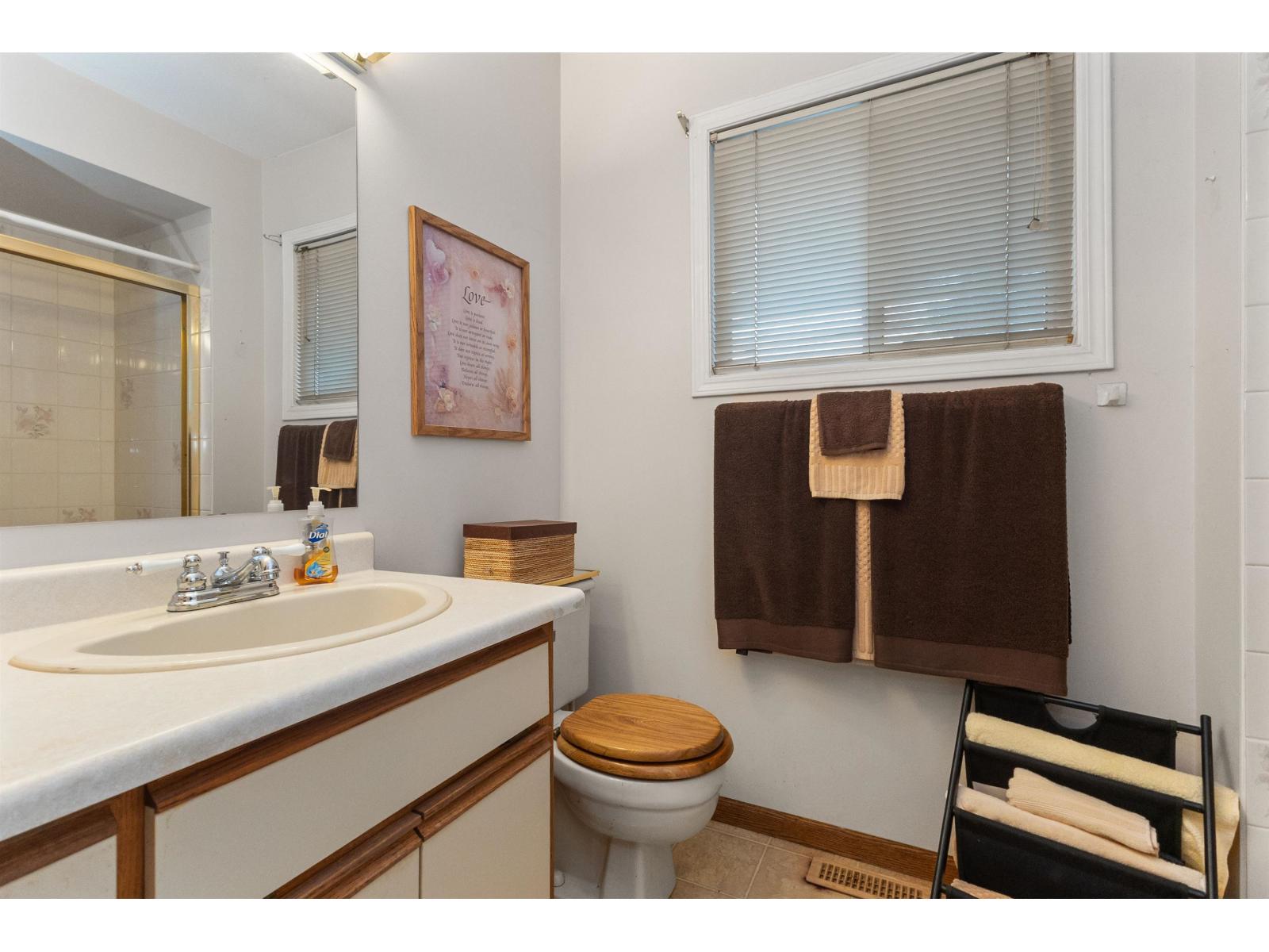 34825 Cassiar Court, Abbotsford, British Columbia  V2S 7G9 - Photo 20 - R3074201