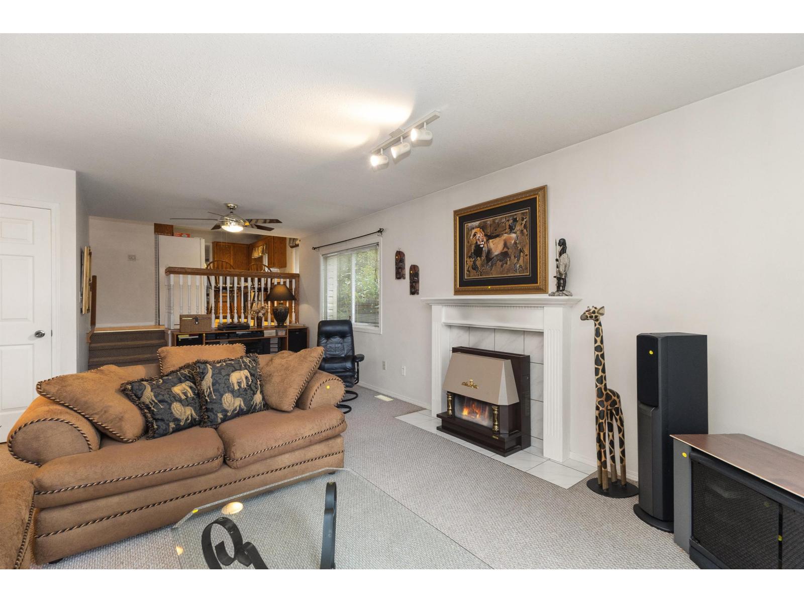 34825 Cassiar Court, Abbotsford, British Columbia  V2S 7G9 - Photo 11 - R3074201