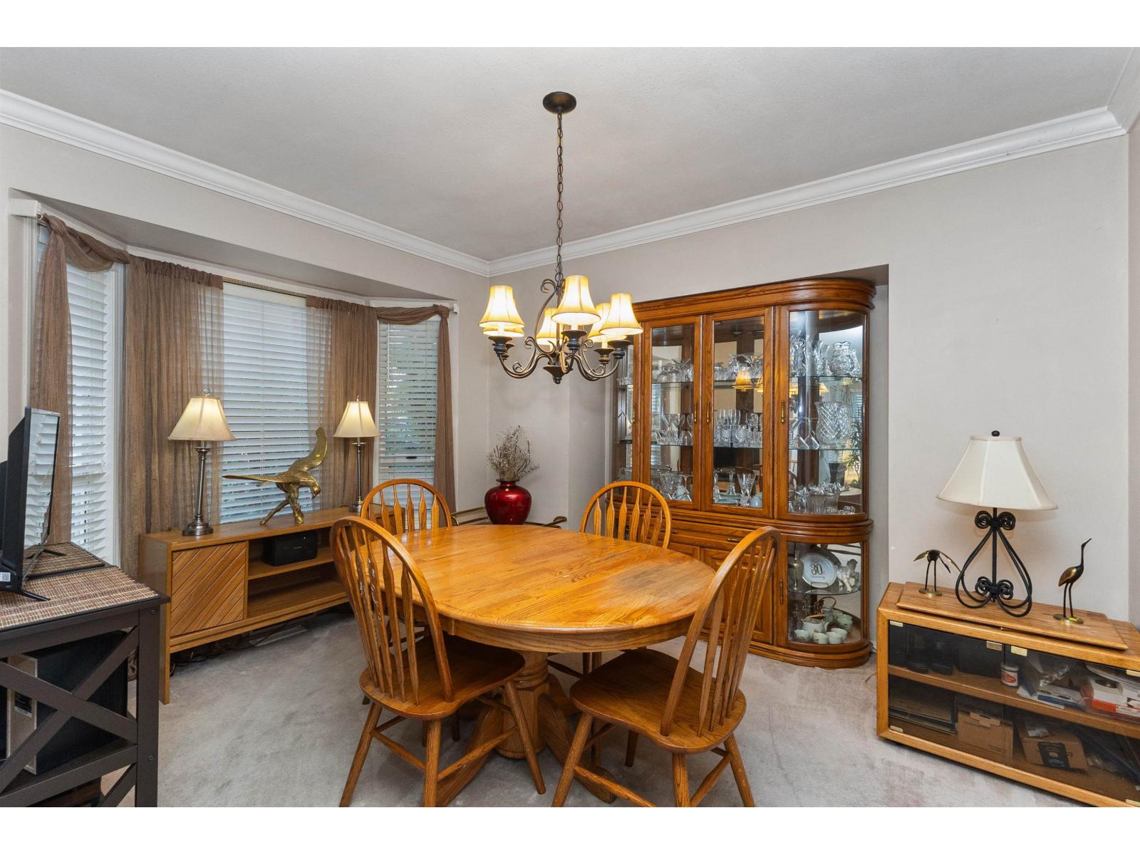 34825 Cassiar Court, Abbotsford, British Columbia  V2S 7G9 - Photo 6 - R3074201