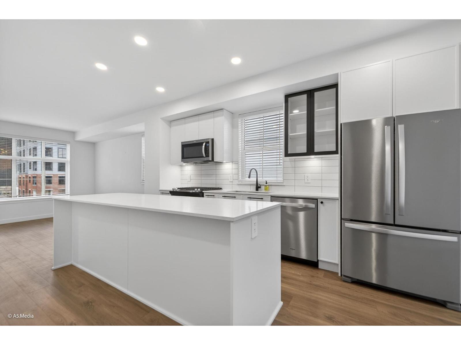 71 2774 Montrose Avenue, Abbotsford, British Columbia  V2S 0N4 - Photo 5 - R3074034