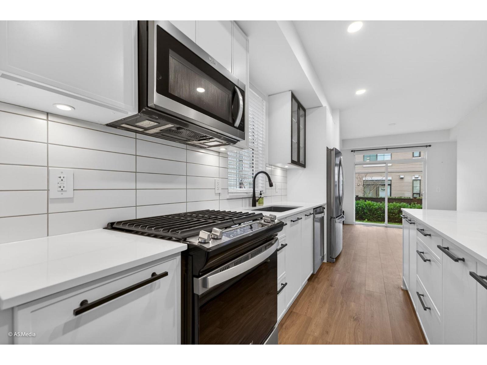 71 2774 Montrose Avenue, Abbotsford, British Columbia  V2S 0N4 - Photo 9 - R3074034