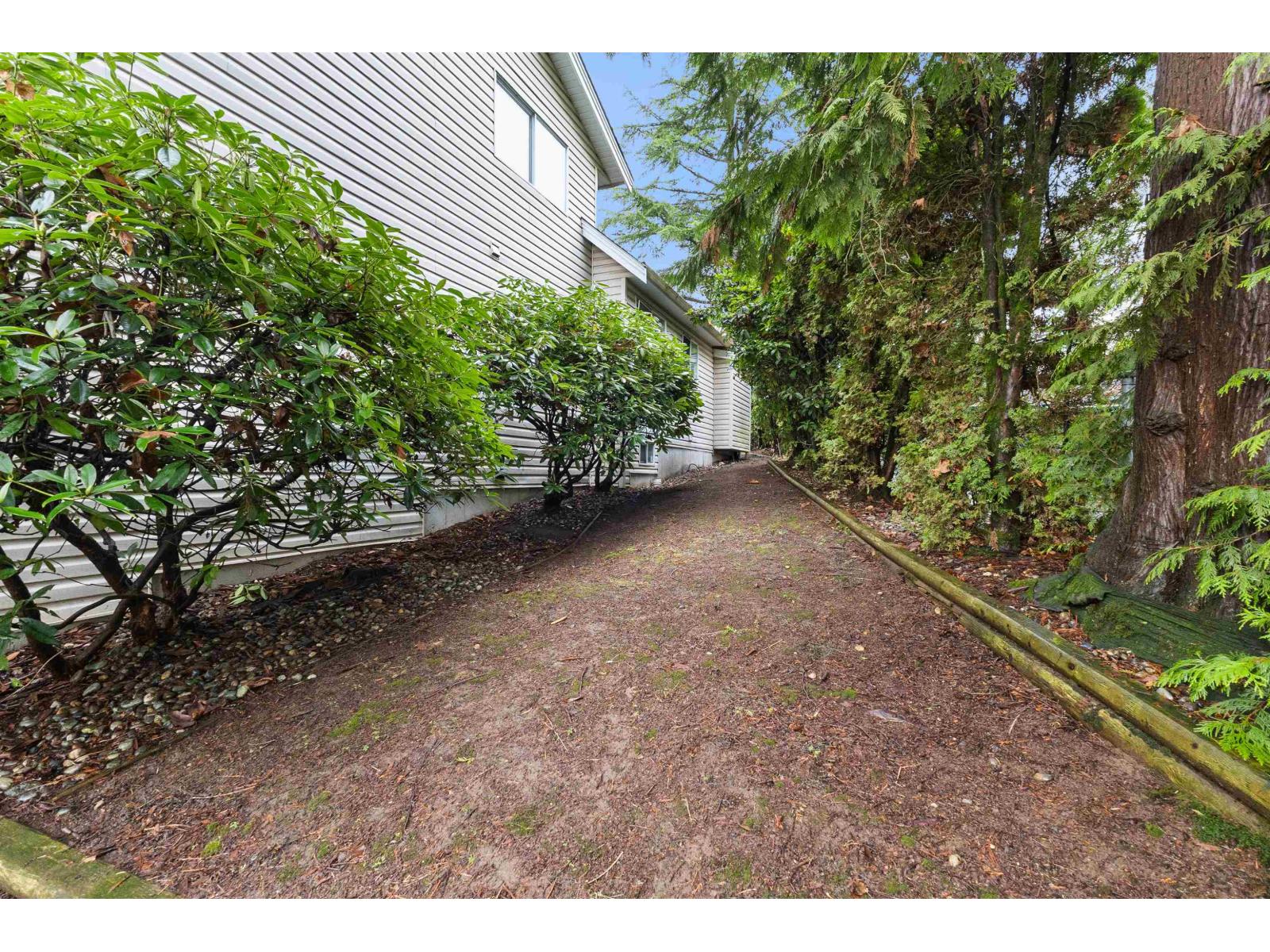 34825 Cassiar Court, Abbotsford, British Columbia  V2S 7G9 - Photo 39 - R3074201