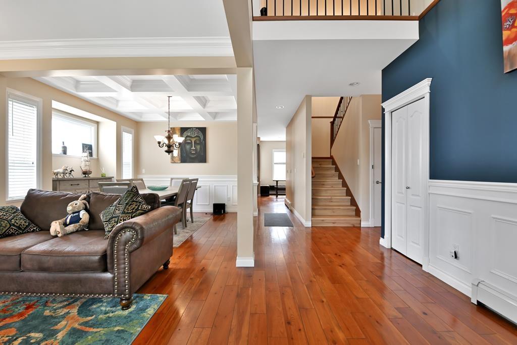 2990 Whistle Drive, Abbotsford, British Columbia  V4X 2R8 - Photo 3 - R3074215