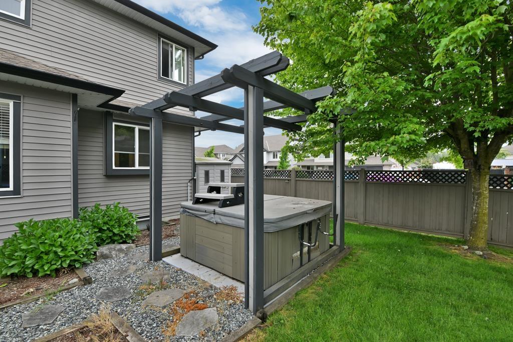 2990 Whistle Drive, Abbotsford, British Columbia  V4X 2R8 - Photo 39 - R3074215
