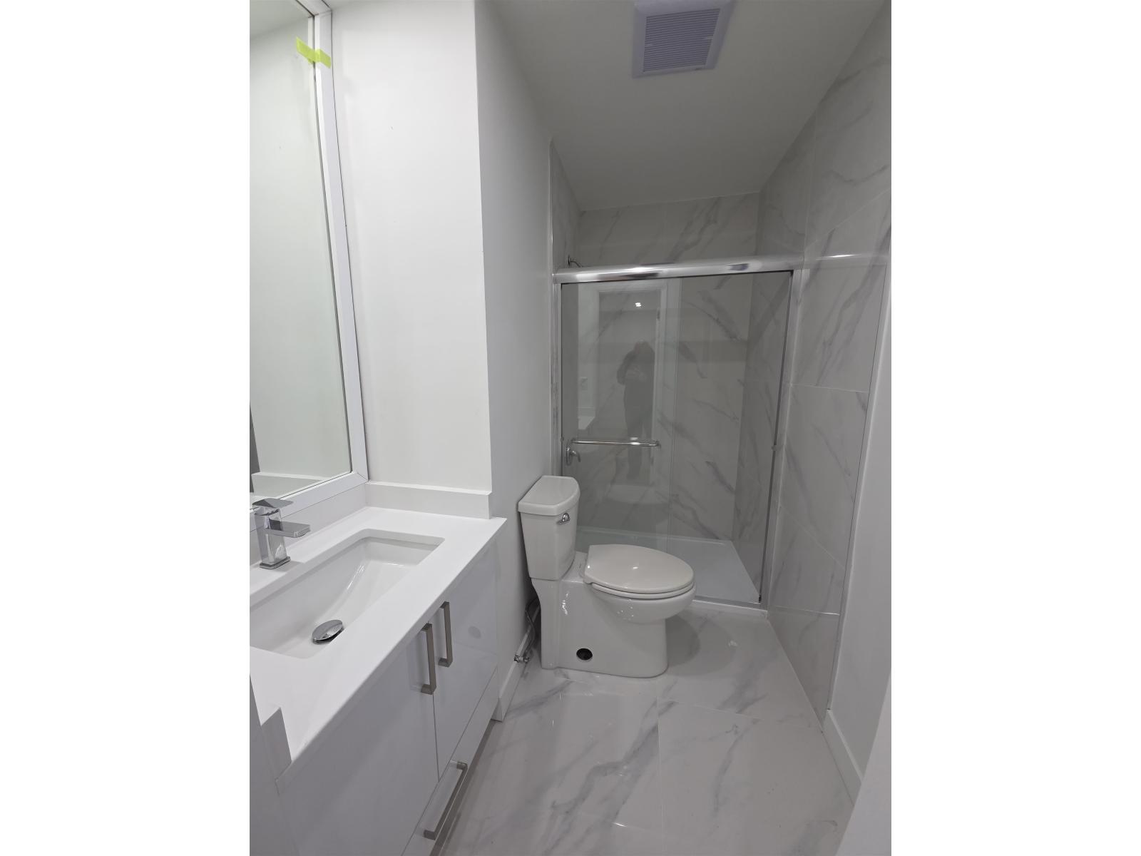 18138 59a Avenue, Surrey, British Columbia  V3S 4V5 - Photo 15 - R3074039