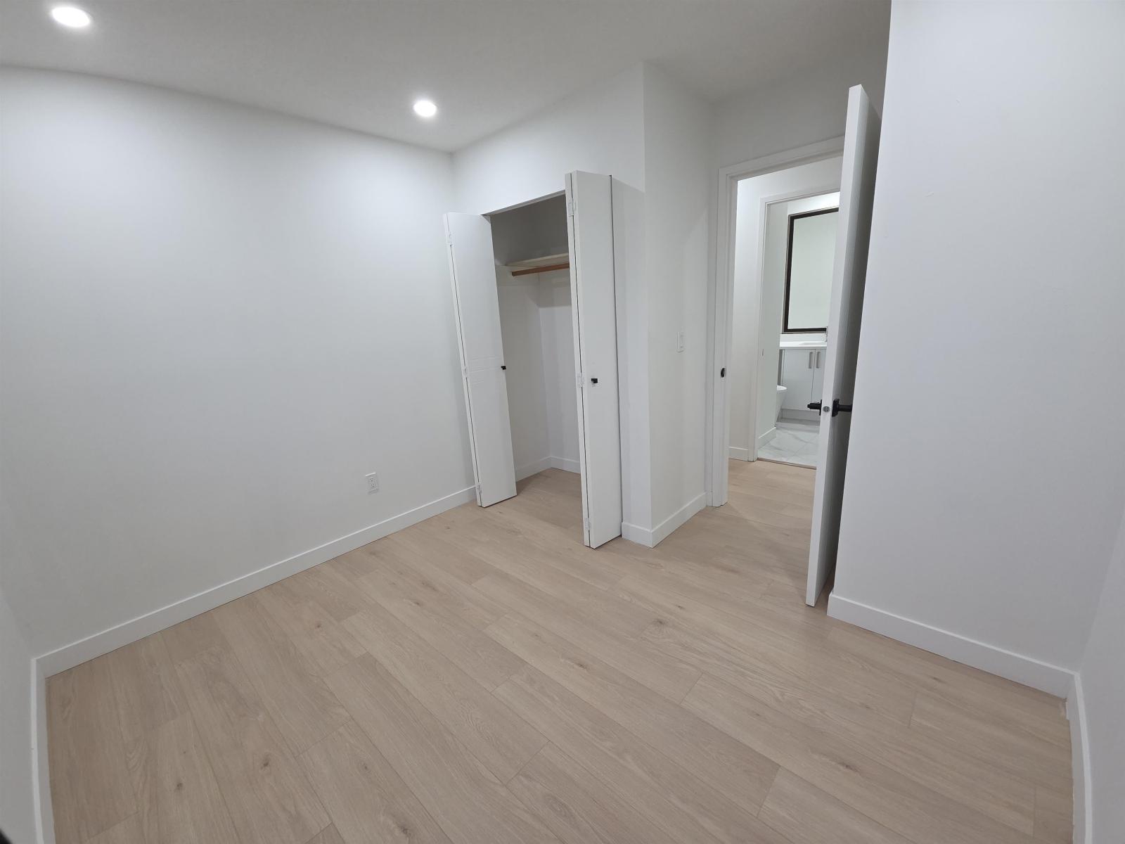 18138 59a Avenue, Surrey, British Columbia  V3S 4V5 - Photo 16 - R3074039