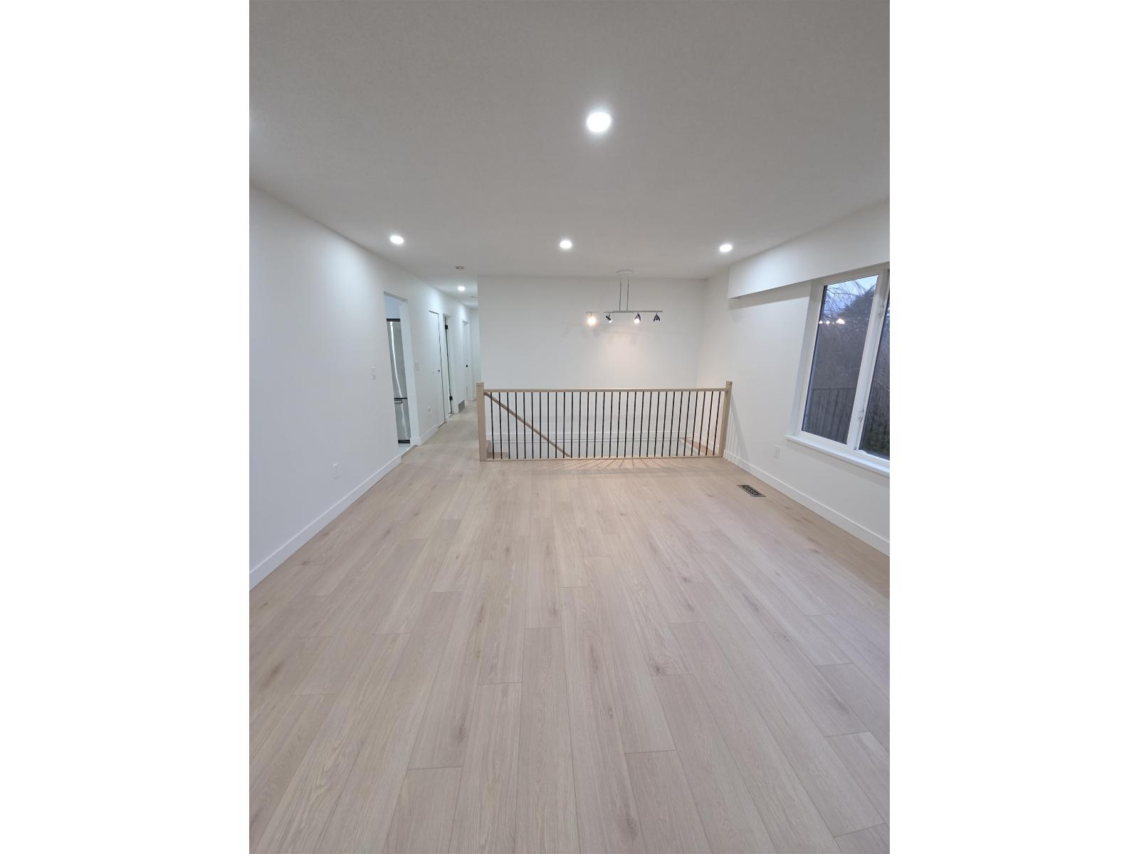 18138 59a Avenue, Surrey, British Columbia  V3S 4V5 - Photo 6 - R3074039