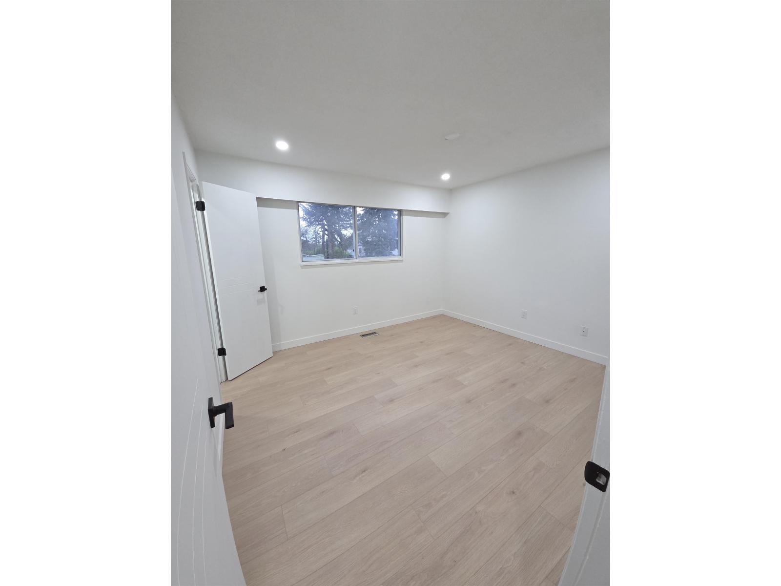 18138 59a Avenue, Surrey, British Columbia  V3S 4V5 - Photo 13 - R3074039