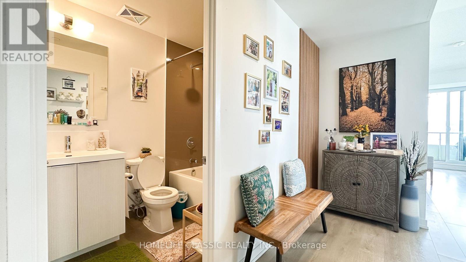 1109 - 225 Sumach Street, Toronto, Ontario  M5A 3K3 - Photo 5 - C12640188