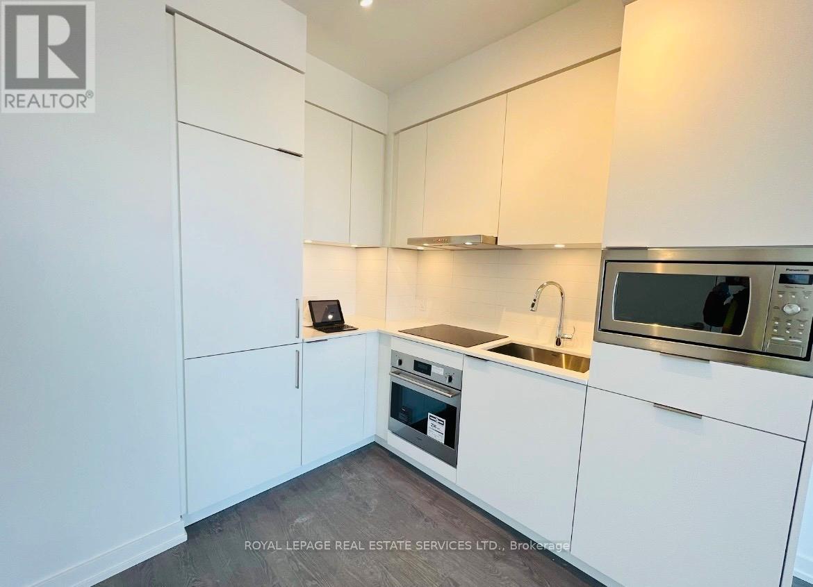 N1802 - 7 Golden Lion Heights, Toronto (Newtonbrook East), Ontario  M2M 3T9 - Photo 3 - C12640198