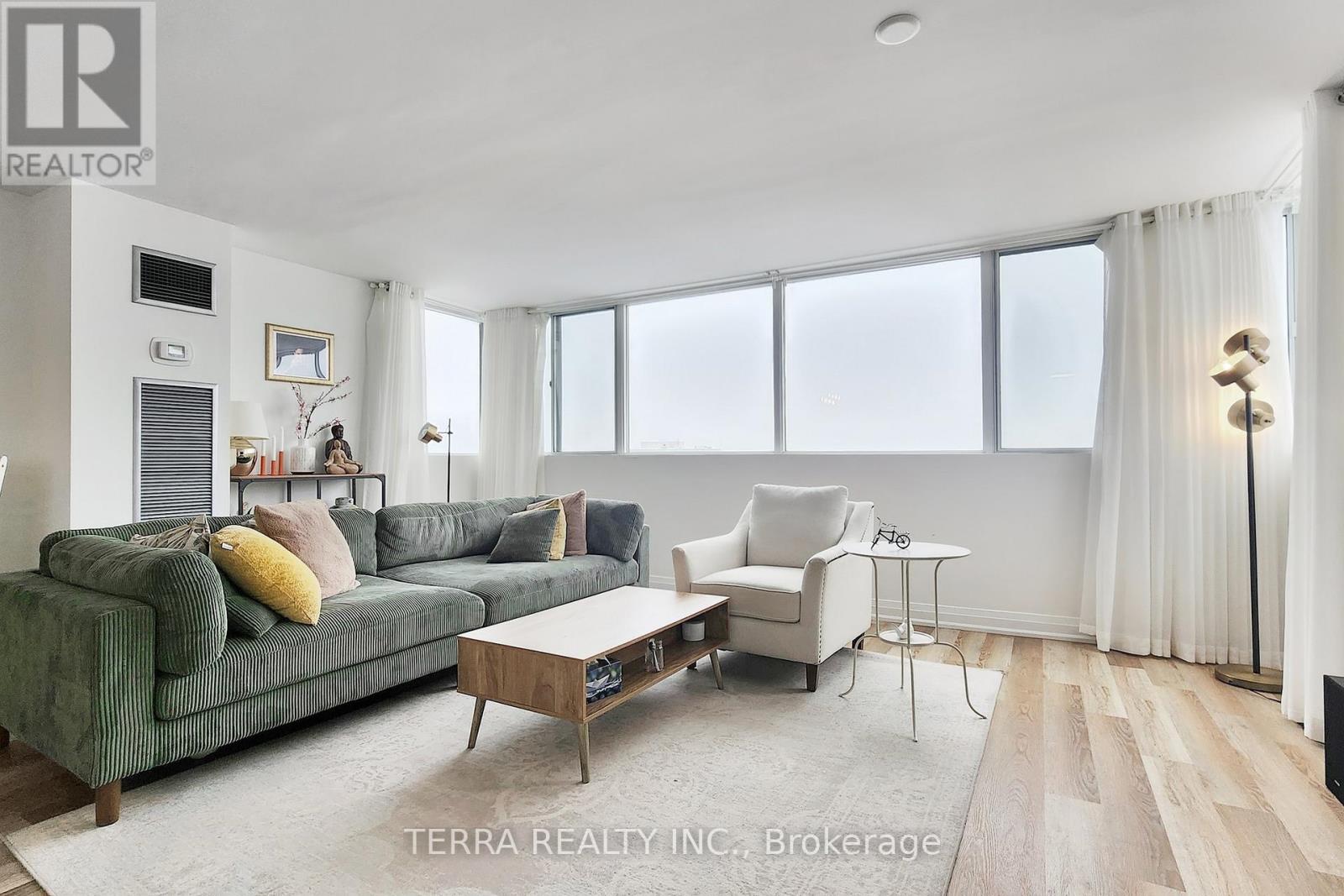 2502 - 80 Antibes Drive, Toronto (Westminster-Branson), Ontario  M2R 3N5 - Photo 7 - C12640212