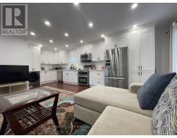 92 CROCUS DRIVE, Toronto, Ontario