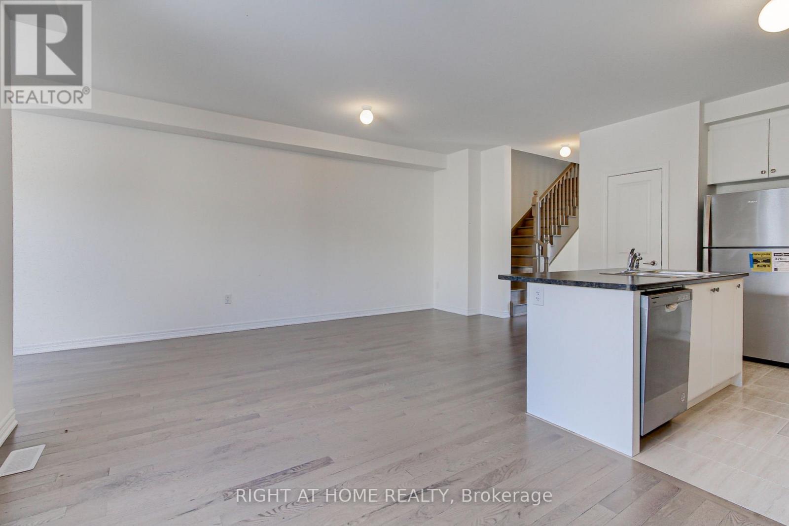 10173 Huntington Road, Vaughan (Kleinburg), Ontario  L4H 5J5 - Photo 11 - N12640190