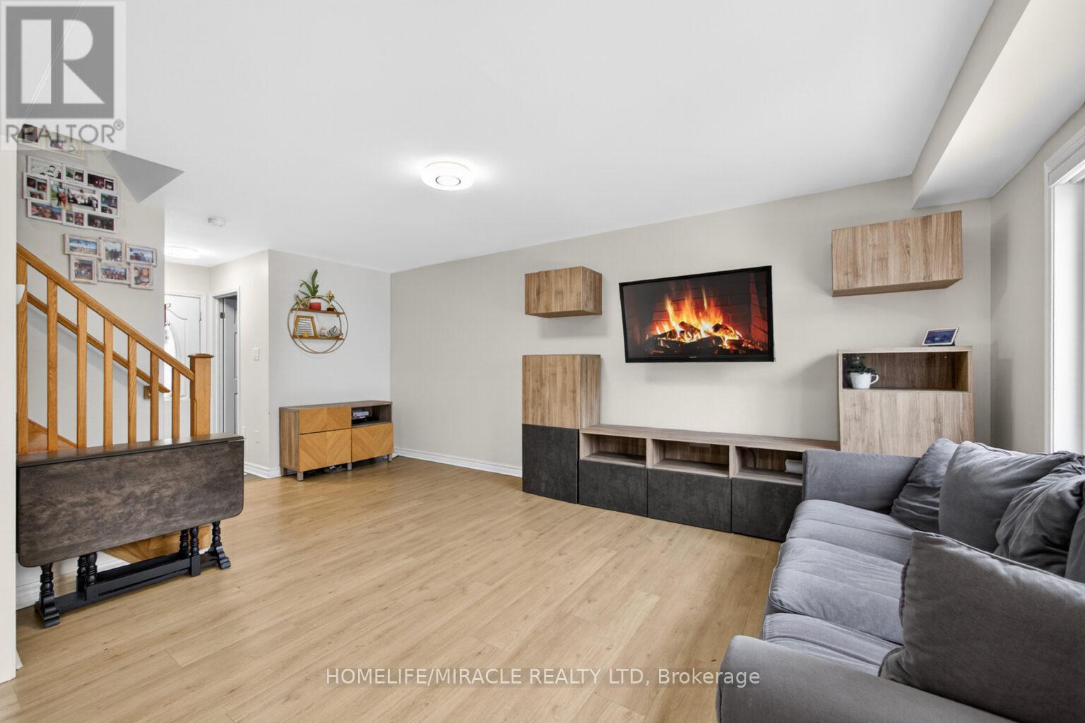 439 Cavanagh Lane, Milton, Ontario  L9T 8G6 - Photo 8 - W12640176