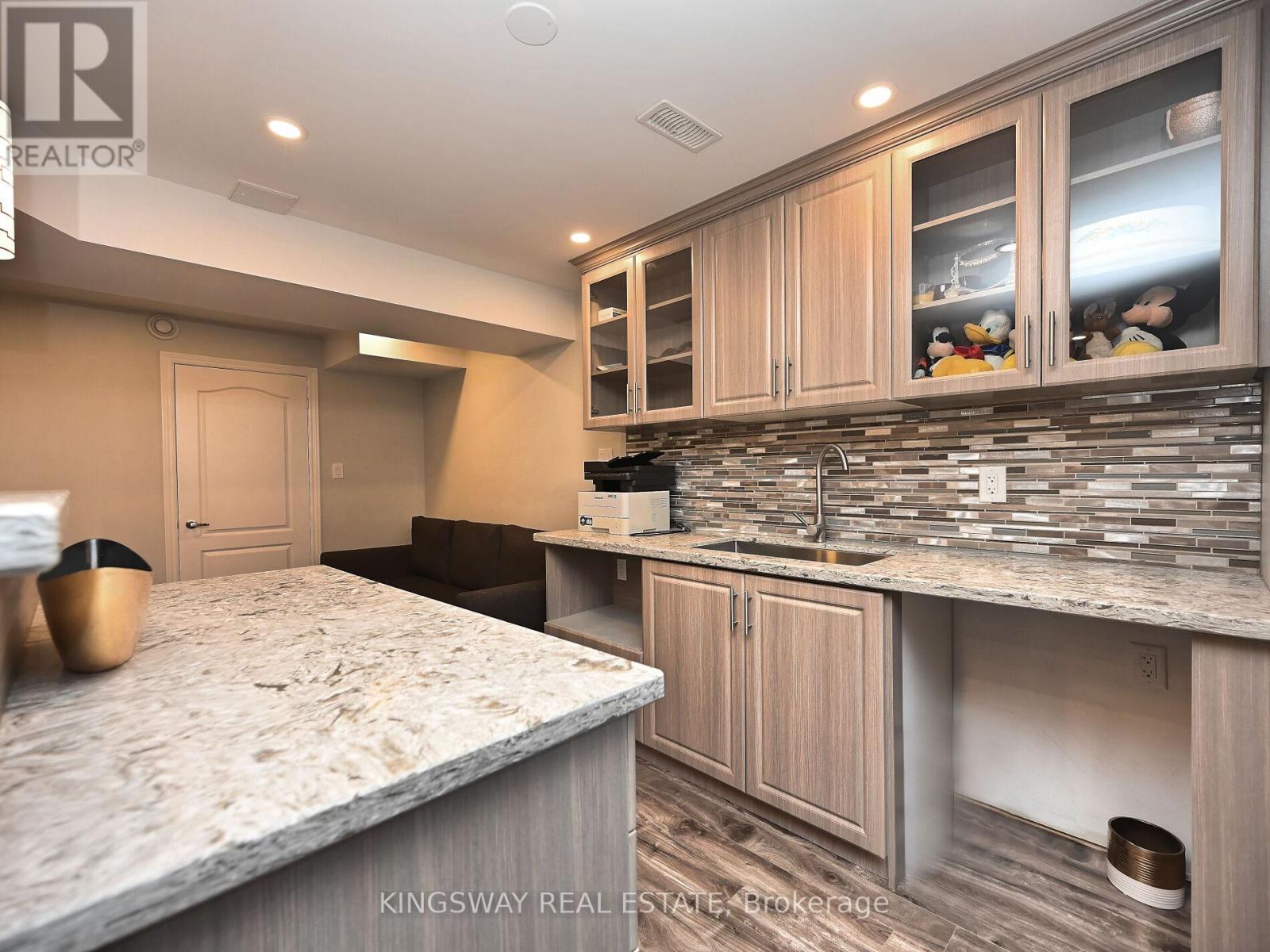 620 Langholm Street, Milton, Ontario  L9T 8Z8 - Photo 42 - W12640180