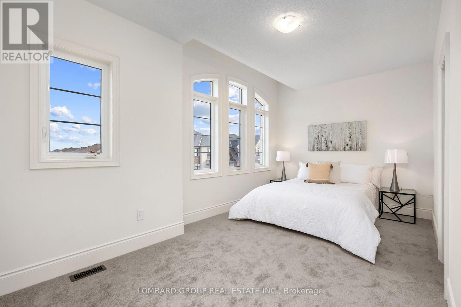 37 North Park Boulevard, Oakville, Ontario  L6M 0W8 - Photo 16 - W12640184