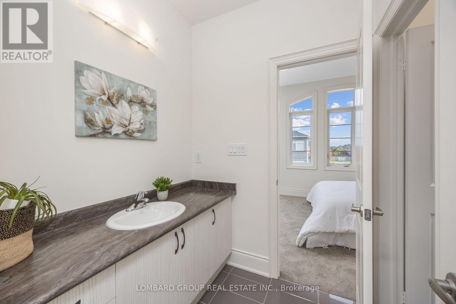 37 North Park Boulevard, Oakville, Ontario  L6M 0W8 - Photo 17 - W12640184