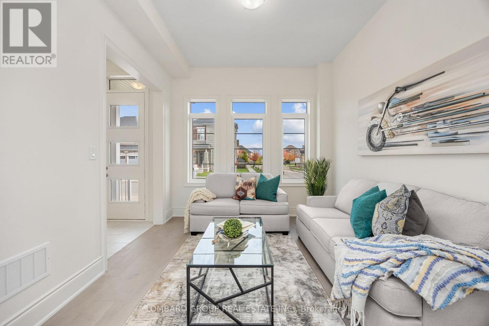 37 North Park Boulevard, Oakville, Ontario  L6M 0W8 - Photo 3 - W12640184