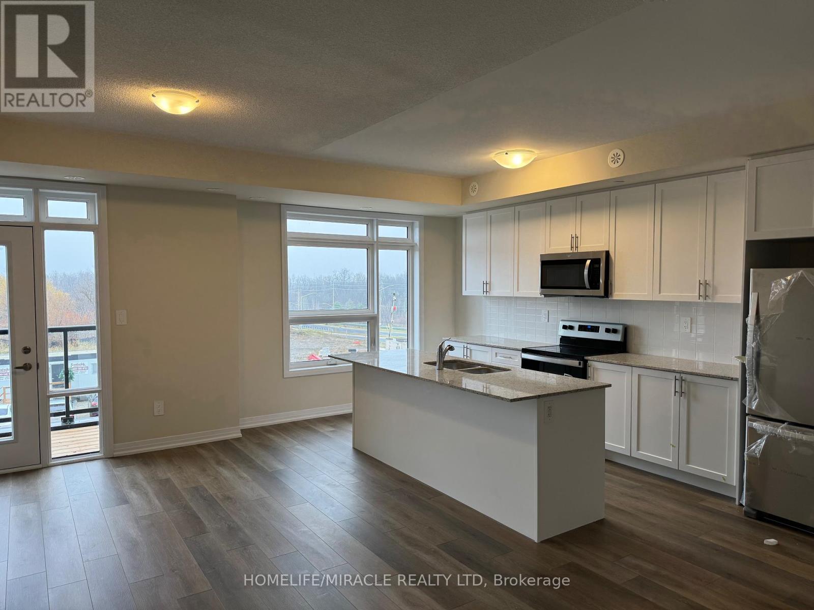 416 - 1577 Rose Way, Milton, Ontario  L9E 1N4 - Photo 10 - W12640220