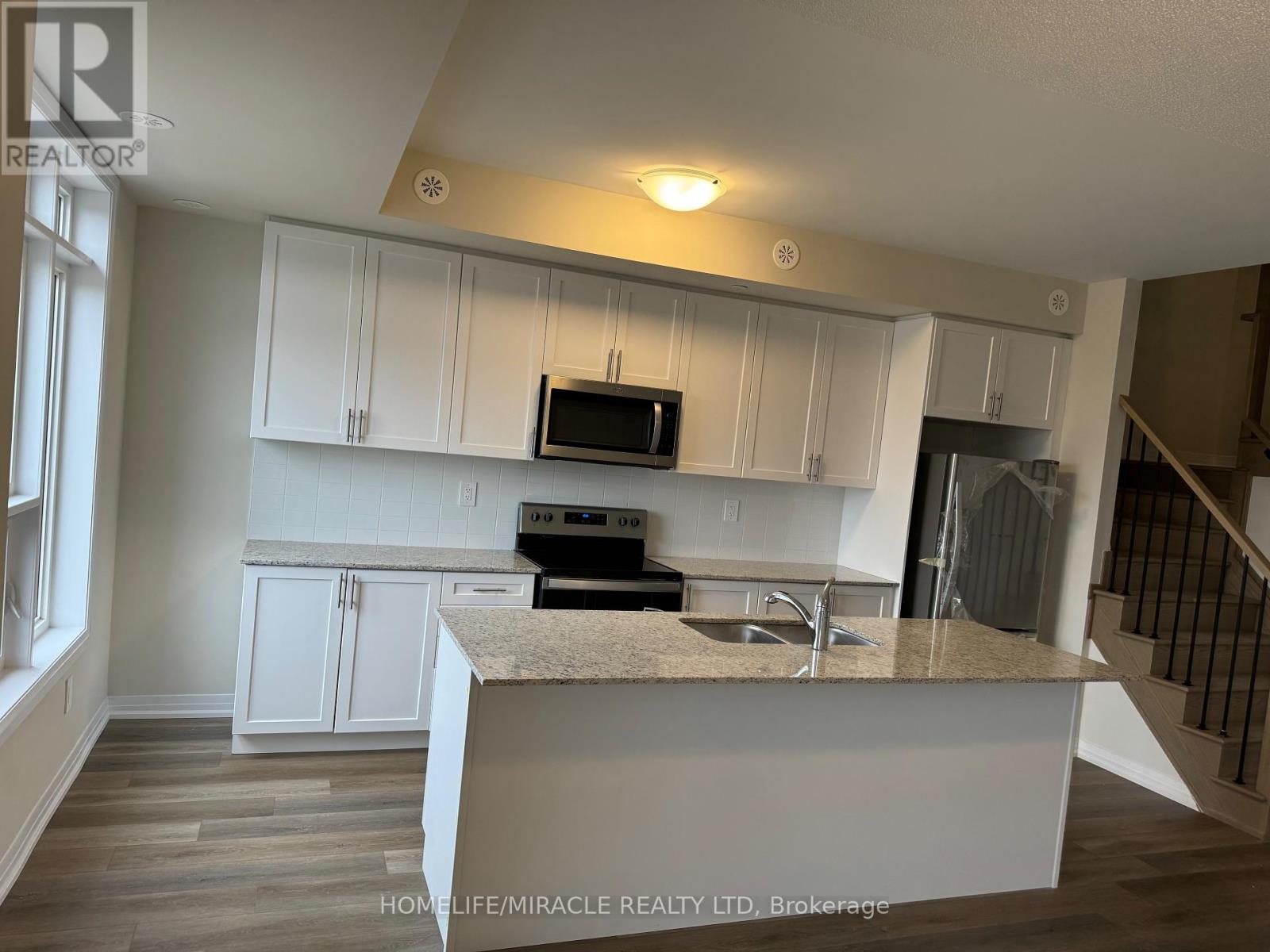 416 - 1577 Rose Way, Milton, Ontario  L9E 1N4 - Photo 12 - W12640220