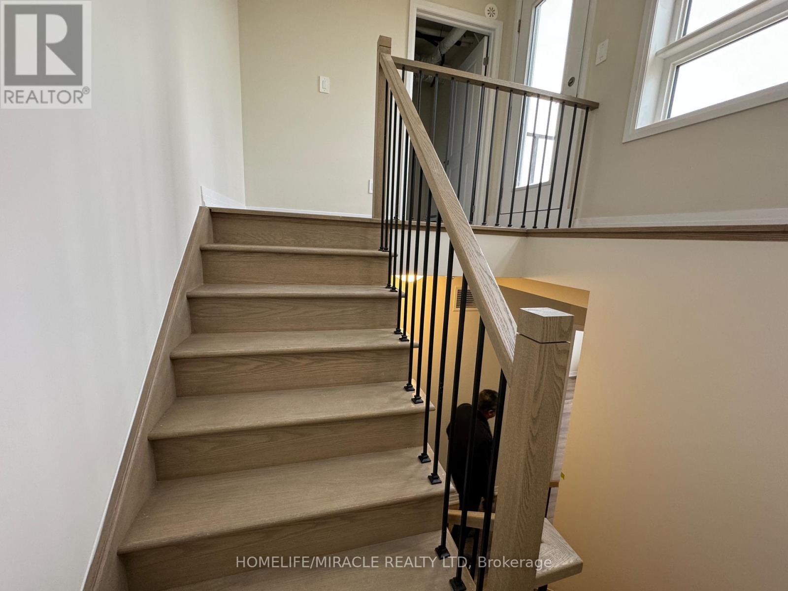 416 - 1577 Rose Way, Milton, Ontario  L9E 1N4 - Photo 41 - W12640220