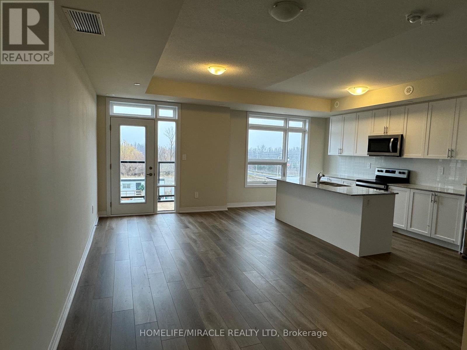 416 - 1577 Rose Way, Milton, Ontario  L9E 1N4 - Photo 8 - W12640220