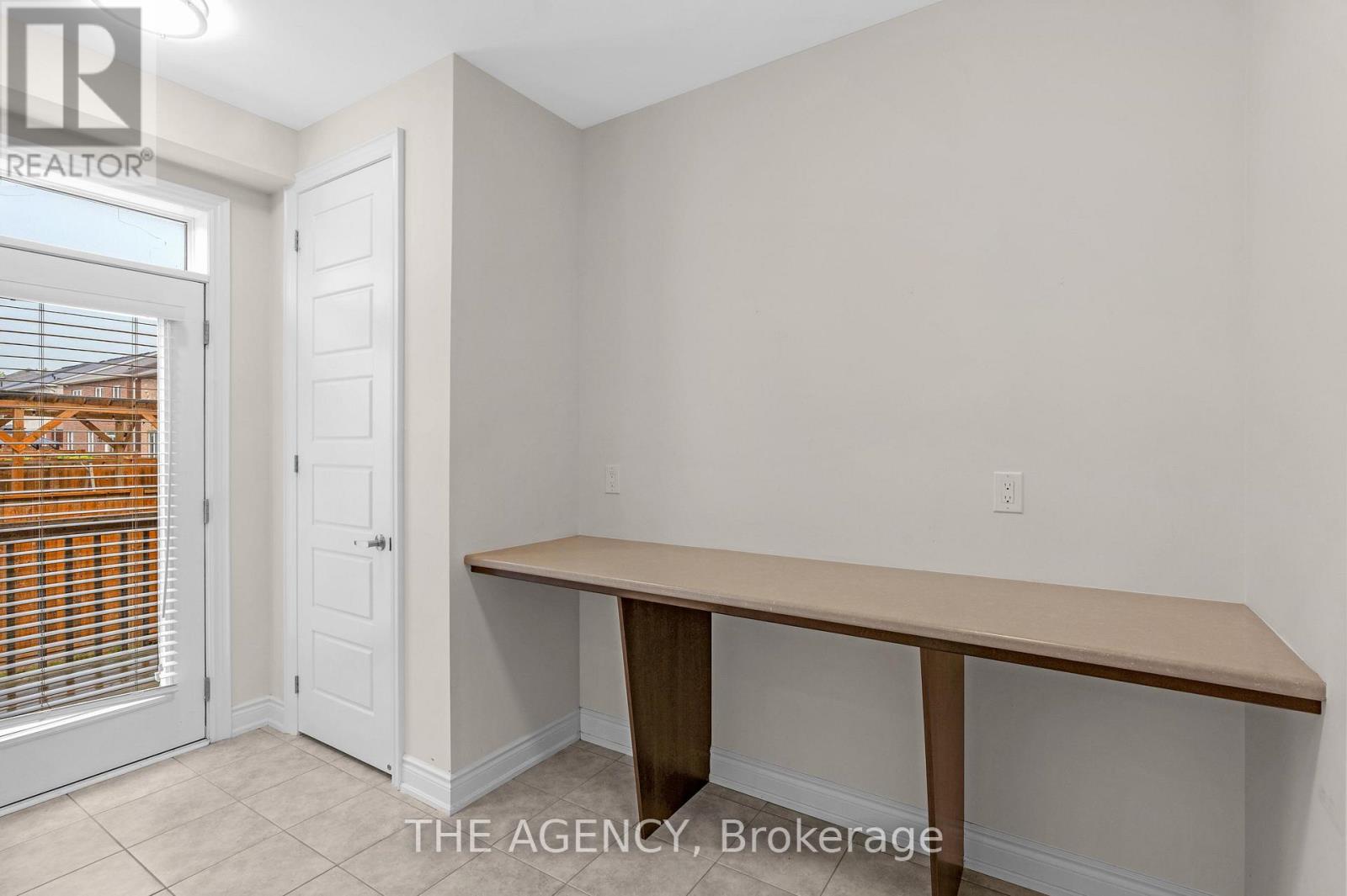 223 Thompson Road, Haldimand, Ontario  N3W 0C4 - Photo 14 - X12640172