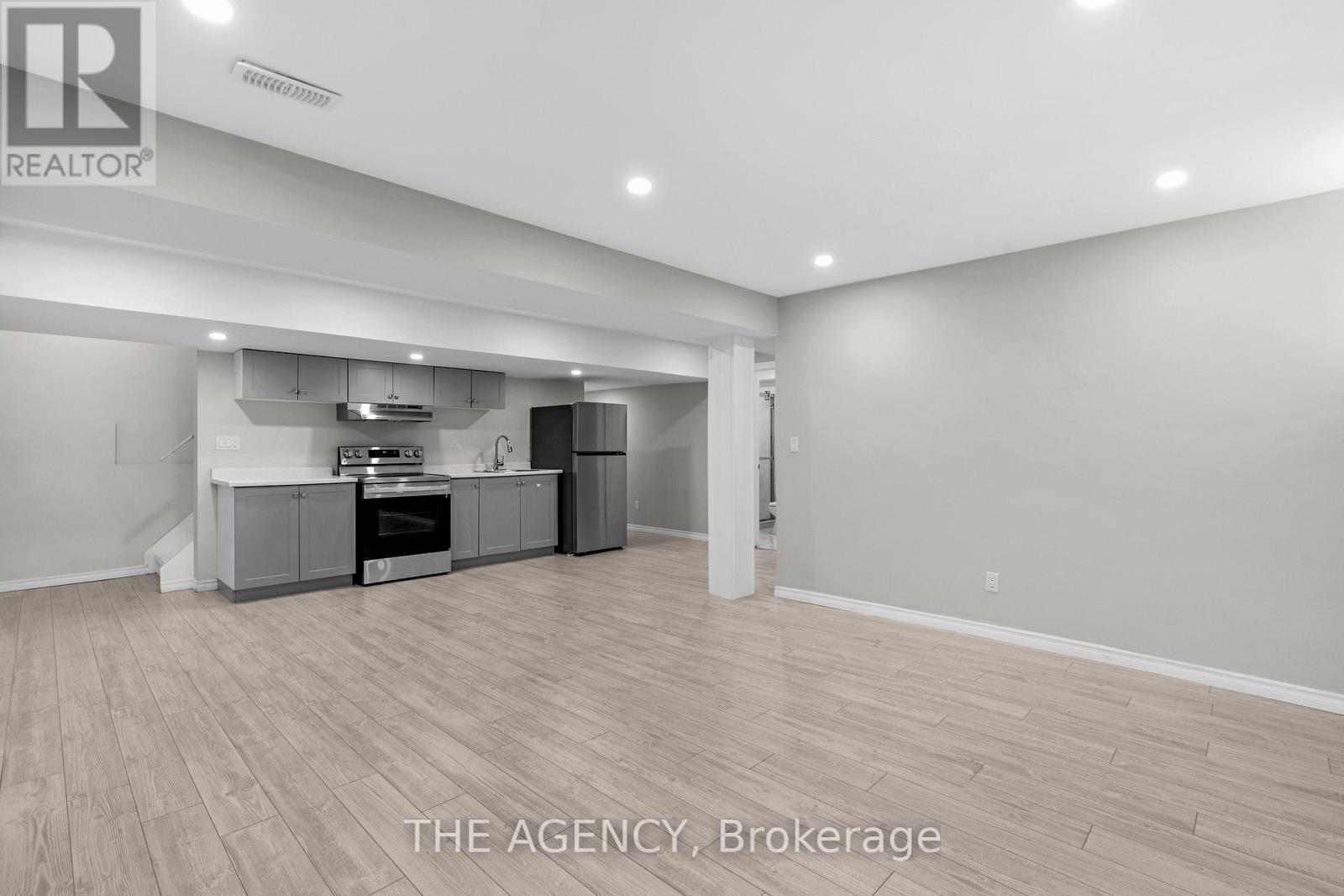 223 Thompson Road, Haldimand, Ontario  N3W 0C4 - Photo 42 - X12640172