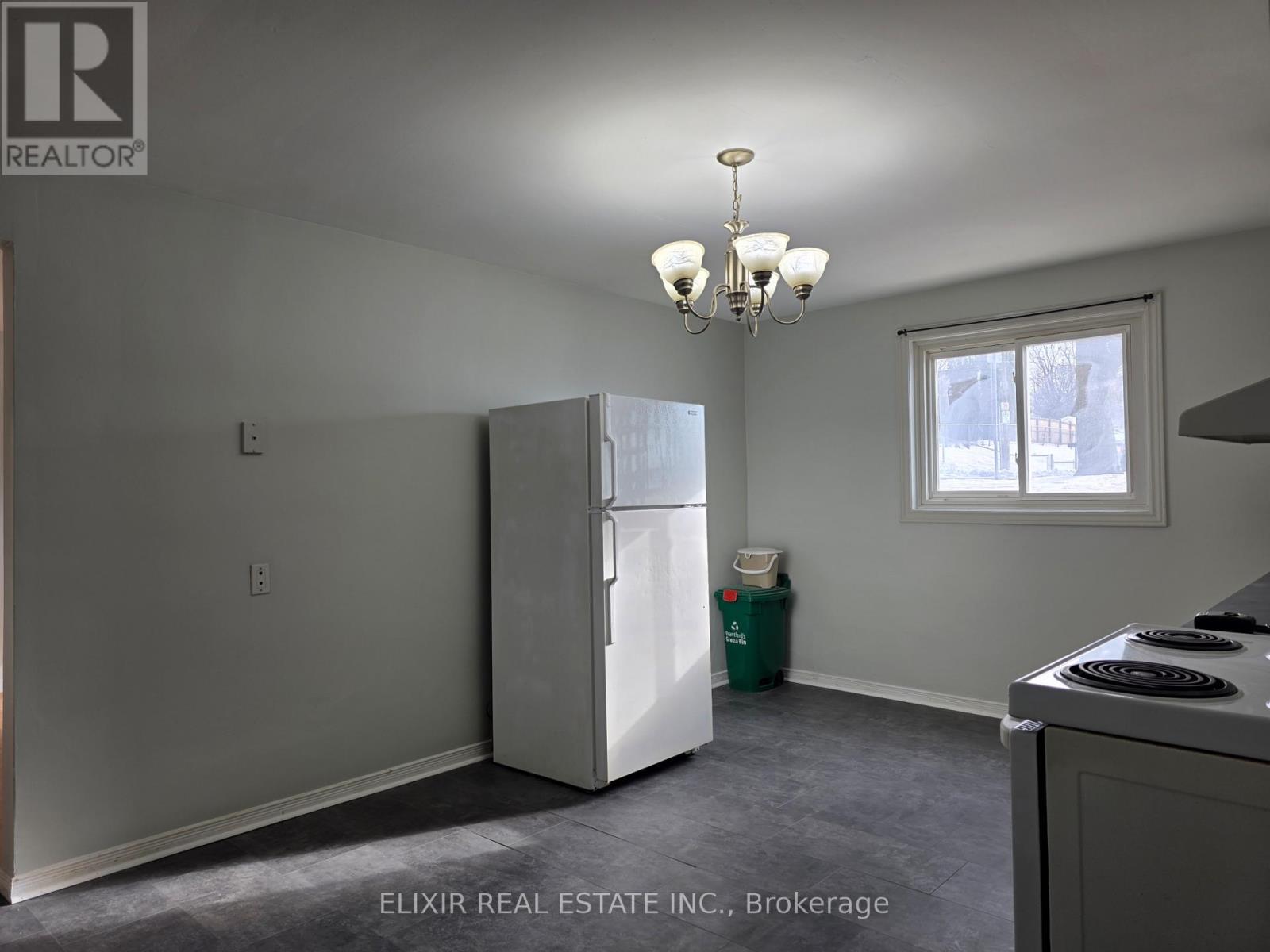 2 - 362 Grey Street, Brantford, Ontario  N3S 4X4 - Photo 2 - X12640202