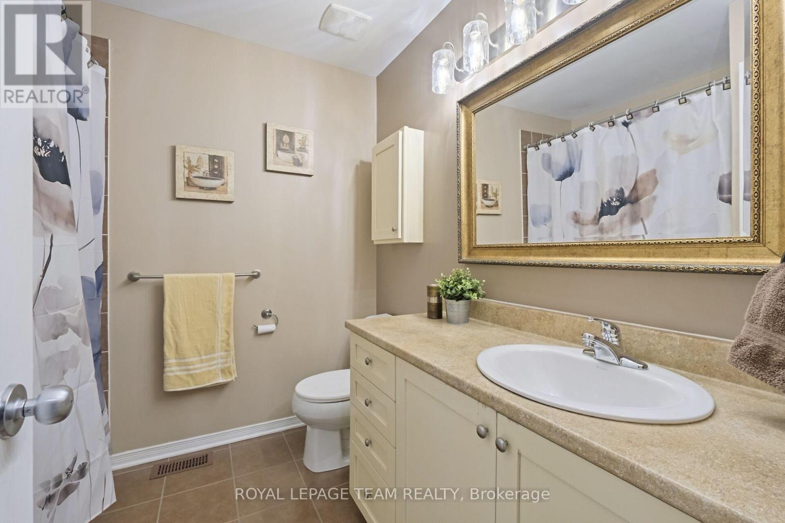 215 Parkrose Private, Ottawa, Ontario  K4A 0N8 - Photo 29 - X12501536