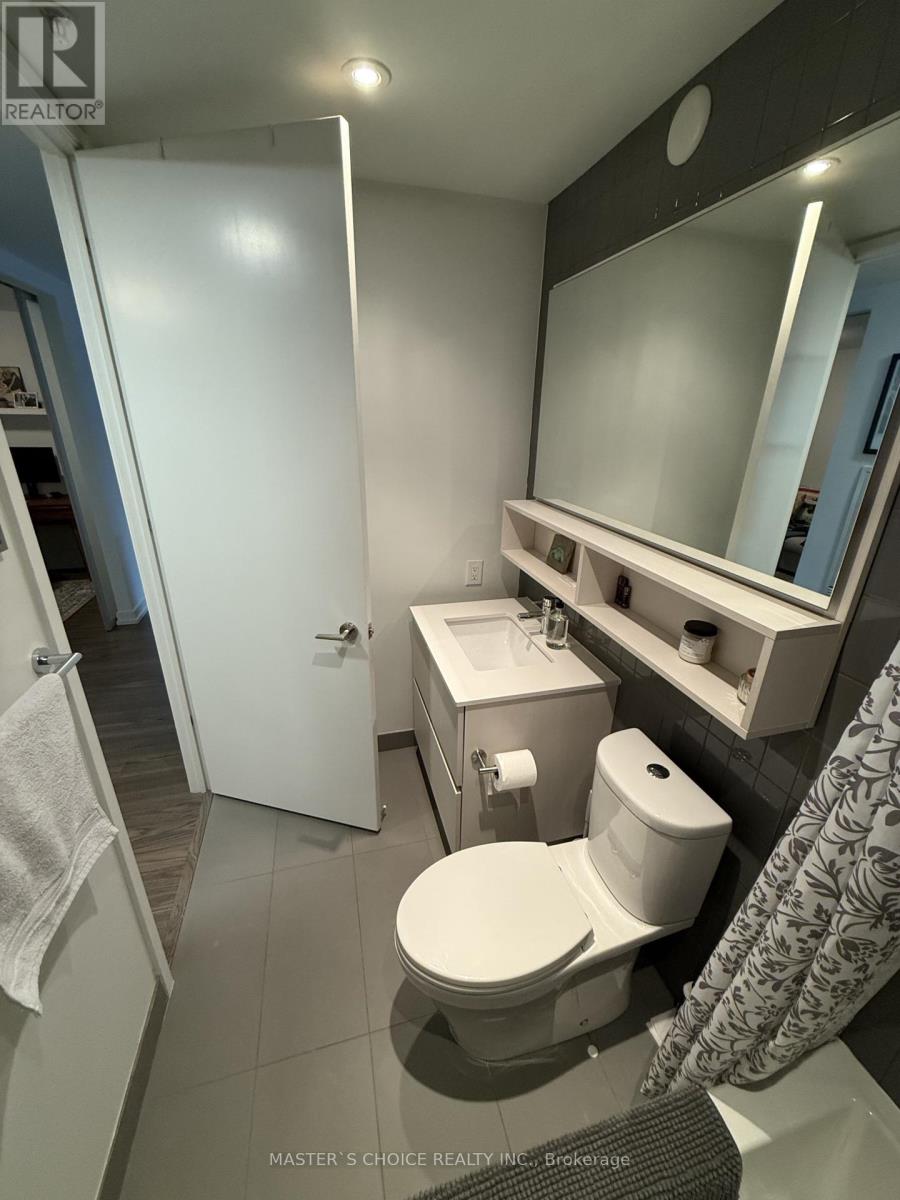 512 - 377 Madison Avenue, Toronto, Ontario  M4V 2W7 - Photo 14 - C12640226