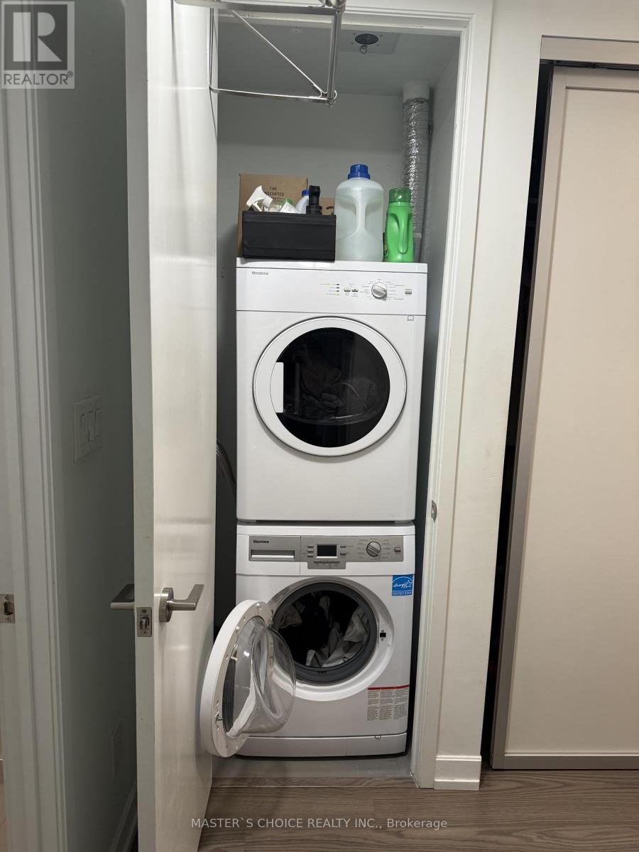 512 - 377 Madison Avenue, Toronto, Ontario  M4V 2W7 - Photo 16 - C12640226