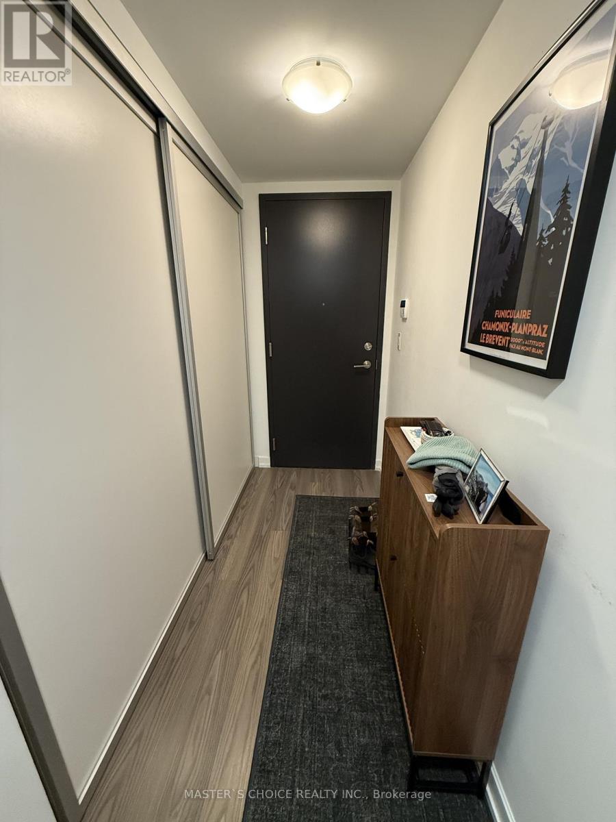 512 - 377 Madison Avenue, Toronto, Ontario  M4V 2W7 - Photo 4 - C12640226