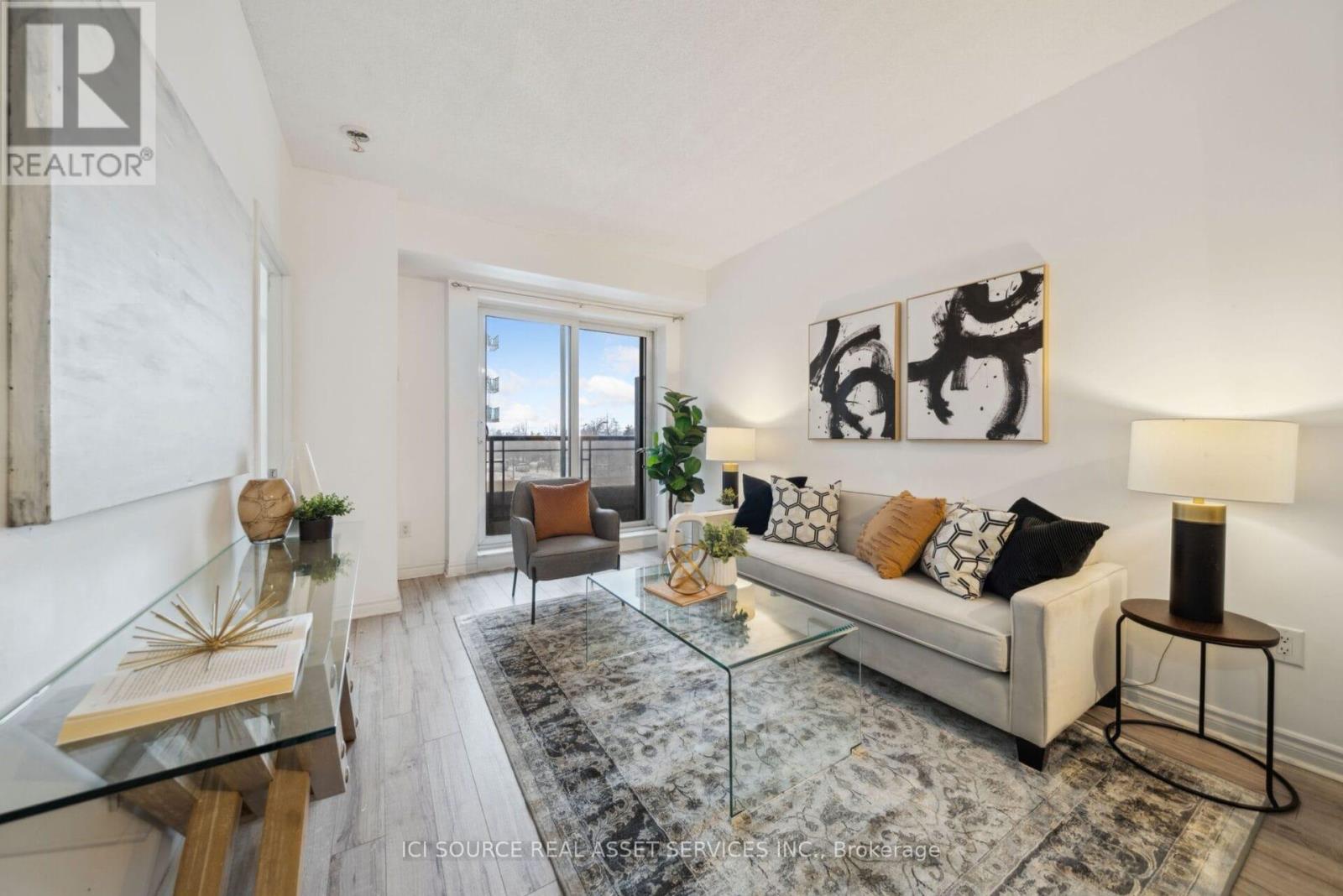 321 - 385 PRINCE OF WALES DRIVE, Mississauga, Ontario