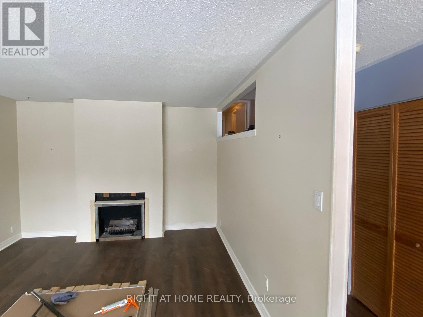 Unknown Address, ,     - Photo 2 - E12640248