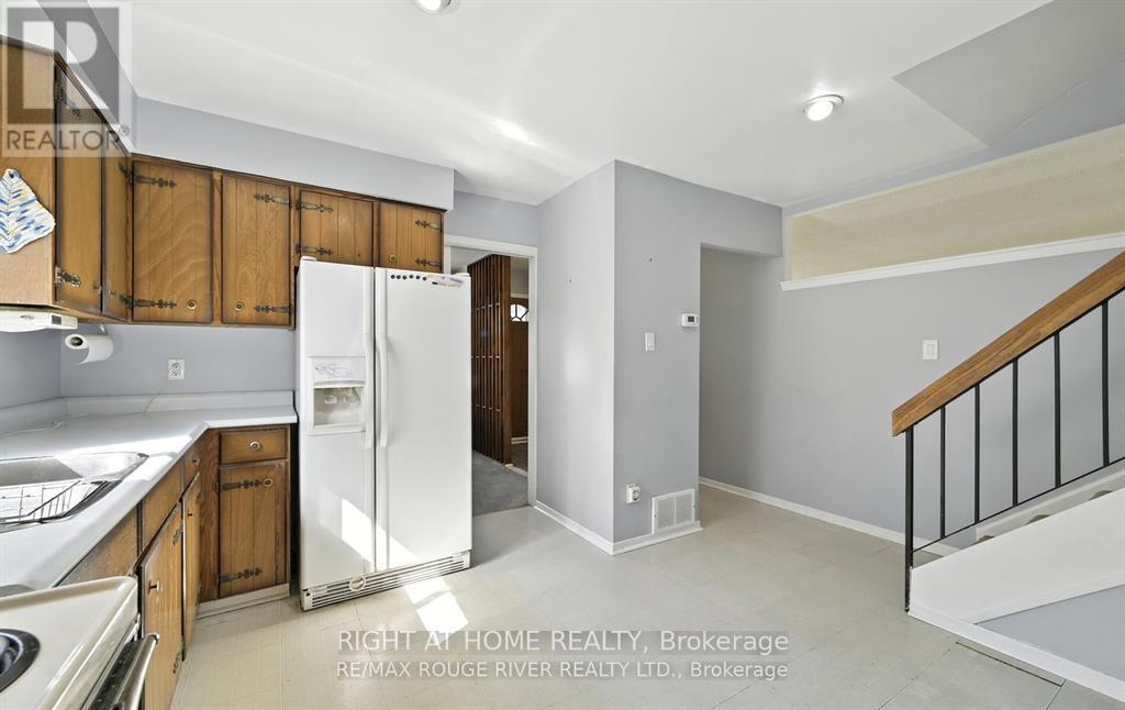 Unknown Address, ,     - Photo 3 - E12640248