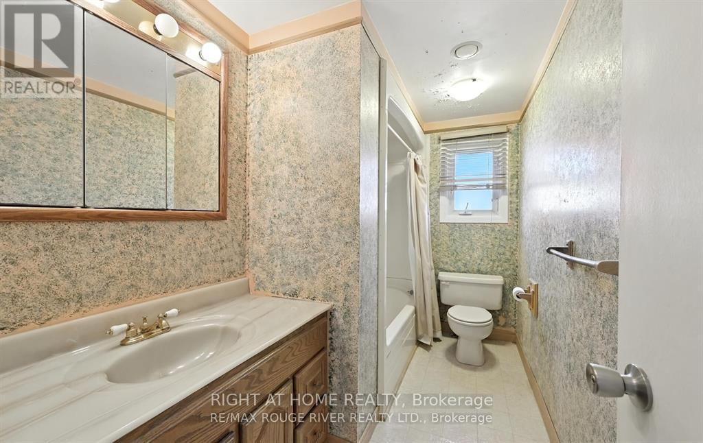 Unknown Address, ,     - Photo 7 - E12640248