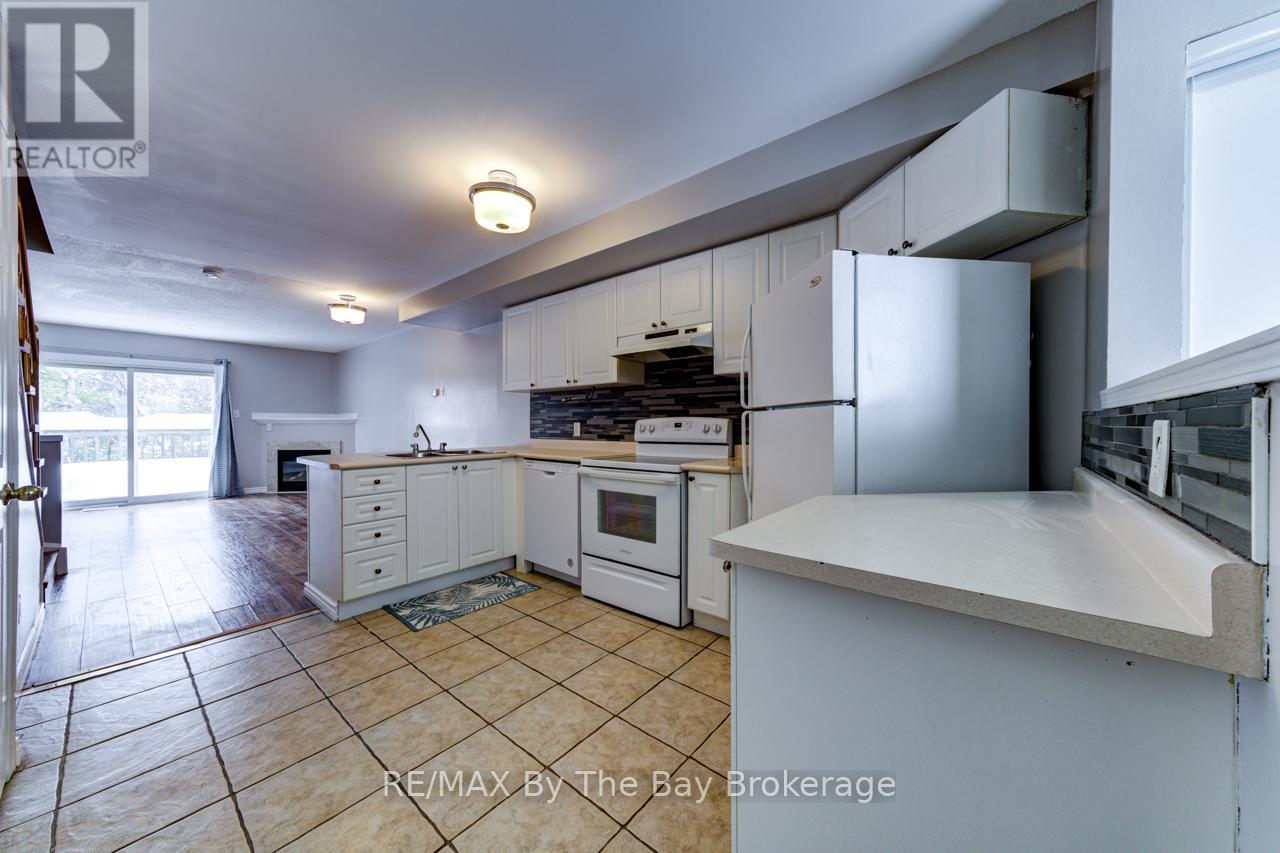 7 Royalton Lane, Collingwood, Ontario  L9Y 5K4 - Photo 6 - S12640240