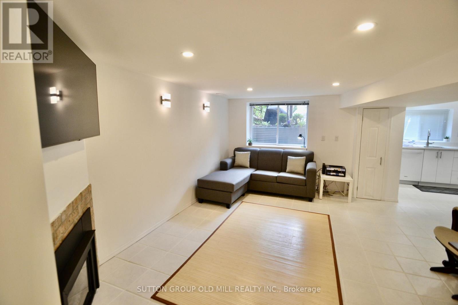 Lower - 180 Madison Avenue, Toronto, Ontario  M5R 2S5 - Photo 12 - C12640232