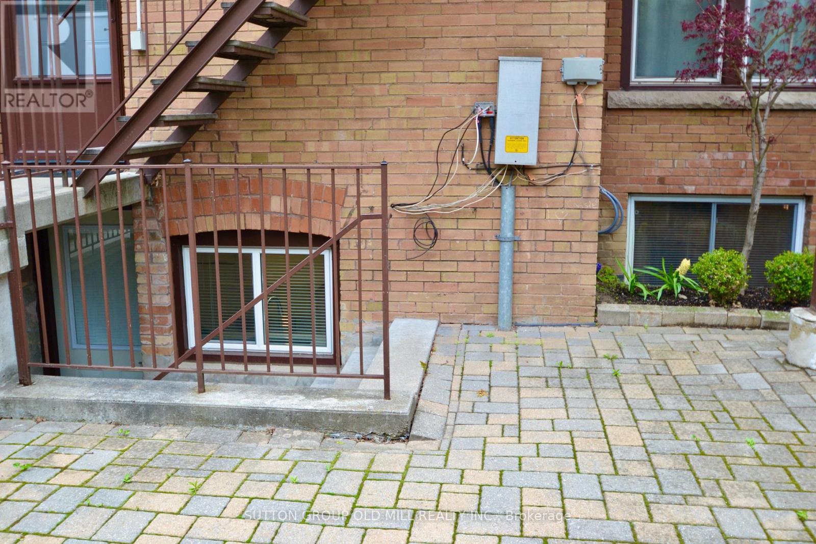 Lower - 180 Madison Avenue, Toronto, Ontario  M5R 2S5 - Photo 3 - C12640232