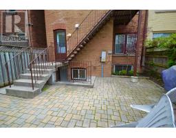 LOWER - 180 MADISON AVENUE, Toronto, Ontario