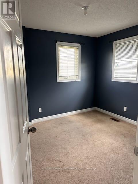 88 Wade Square, Clarington, Ontario  L1E 3E6 - Photo 10 - E12640244