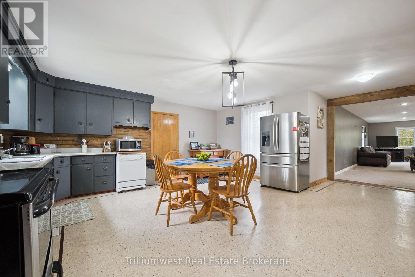 379 Little Lake Road, Norfolk, Ontario  N0J 1P0 - Photo 24 - X12501450