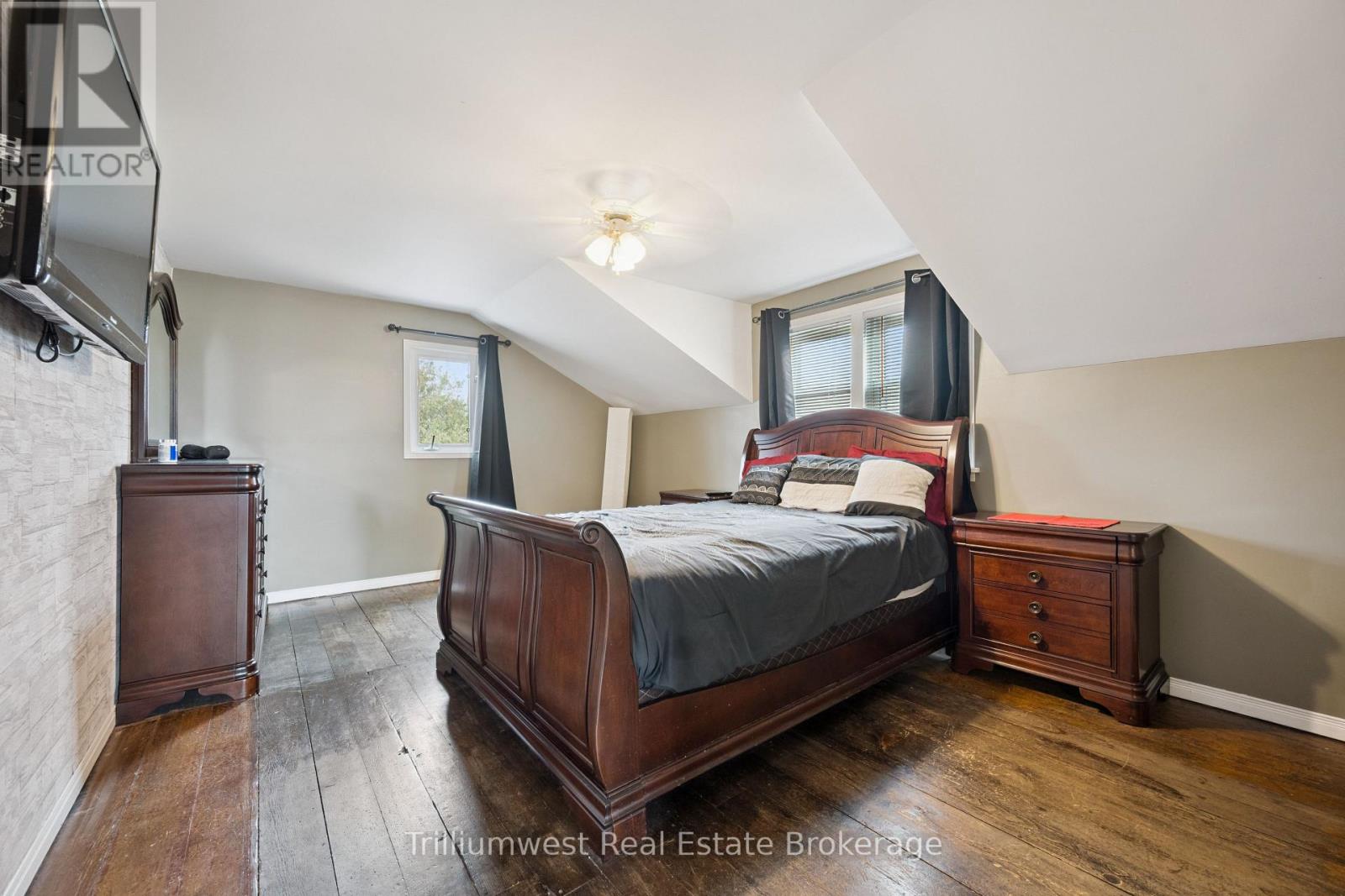 379 Little Lake Road, Norfolk, Ontario  N0J 1P0 - Photo 26 - X12501450