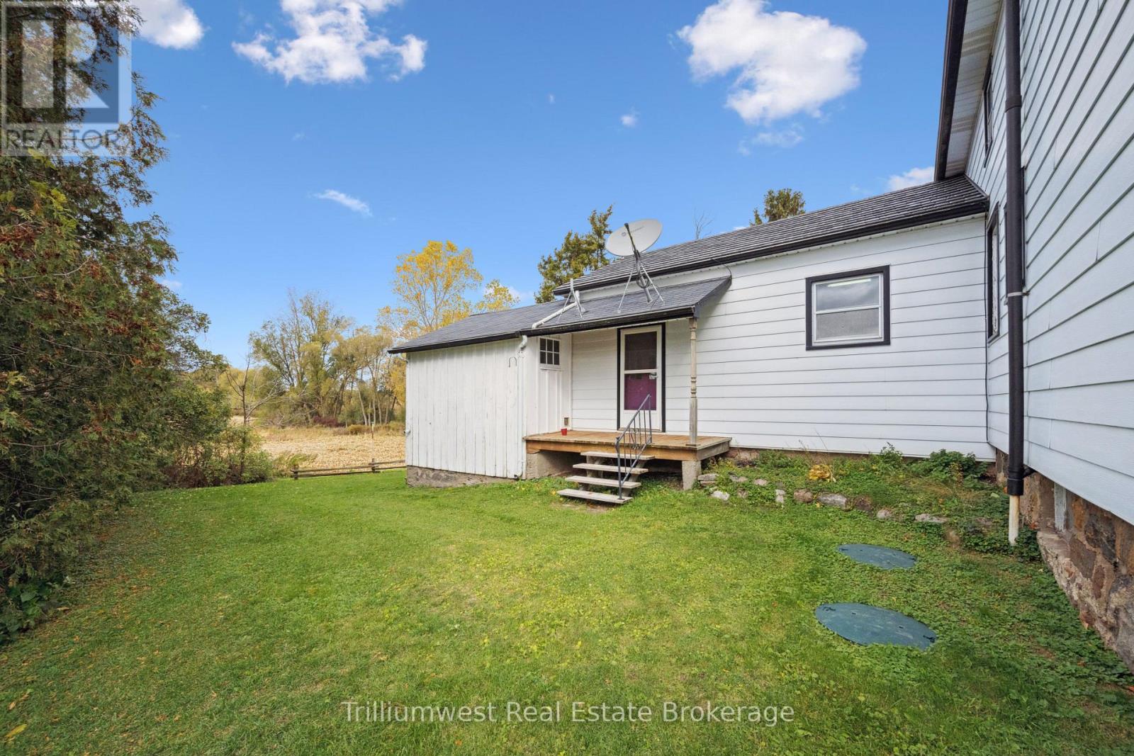 379 Little Lake Road, Norfolk, Ontario  N0J 1P0 - Photo 34 - X12501450