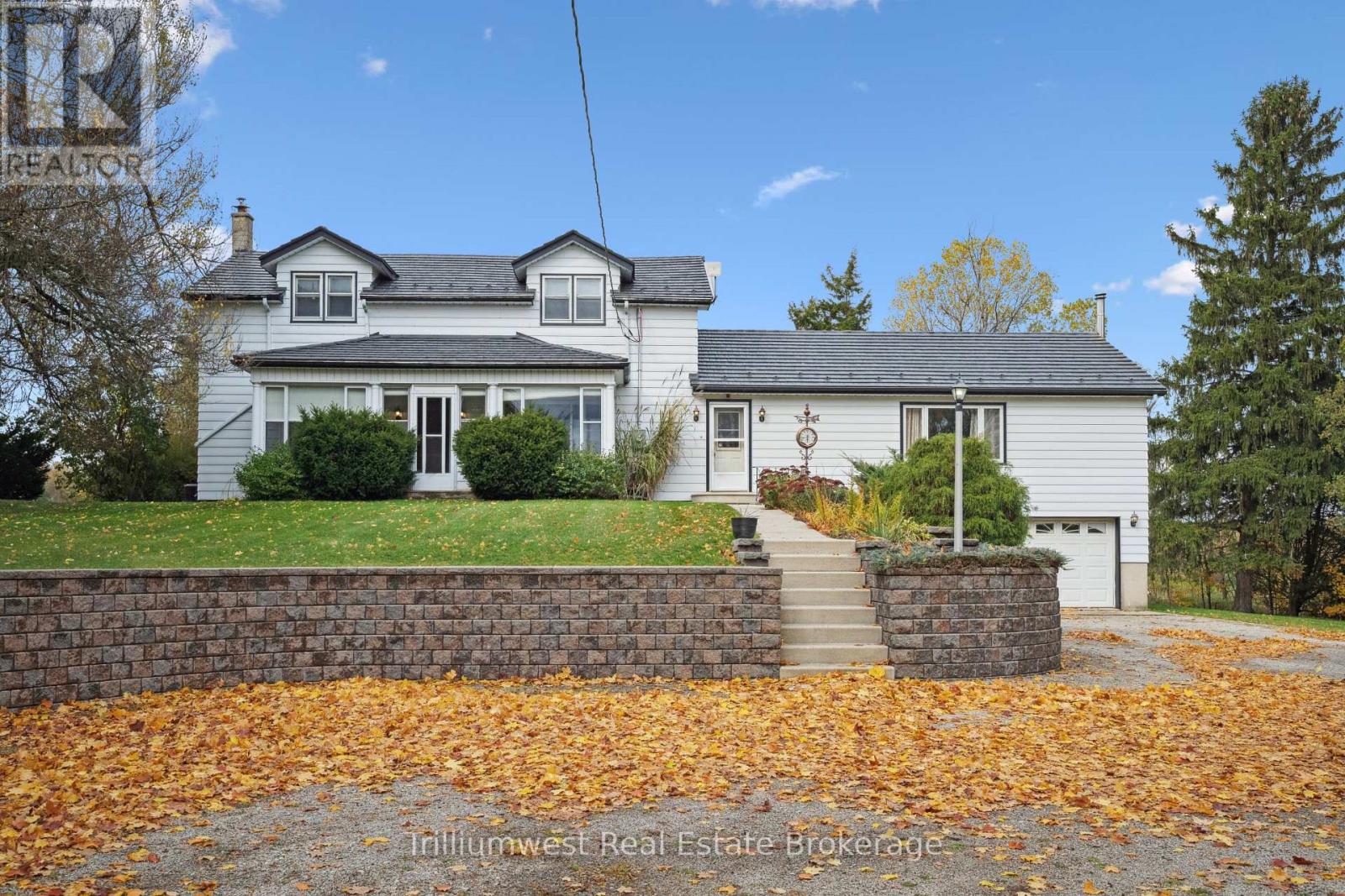 379 Little Lake Road, Norfolk, Ontario  N0J 1P0 - Photo 3 - X12501450