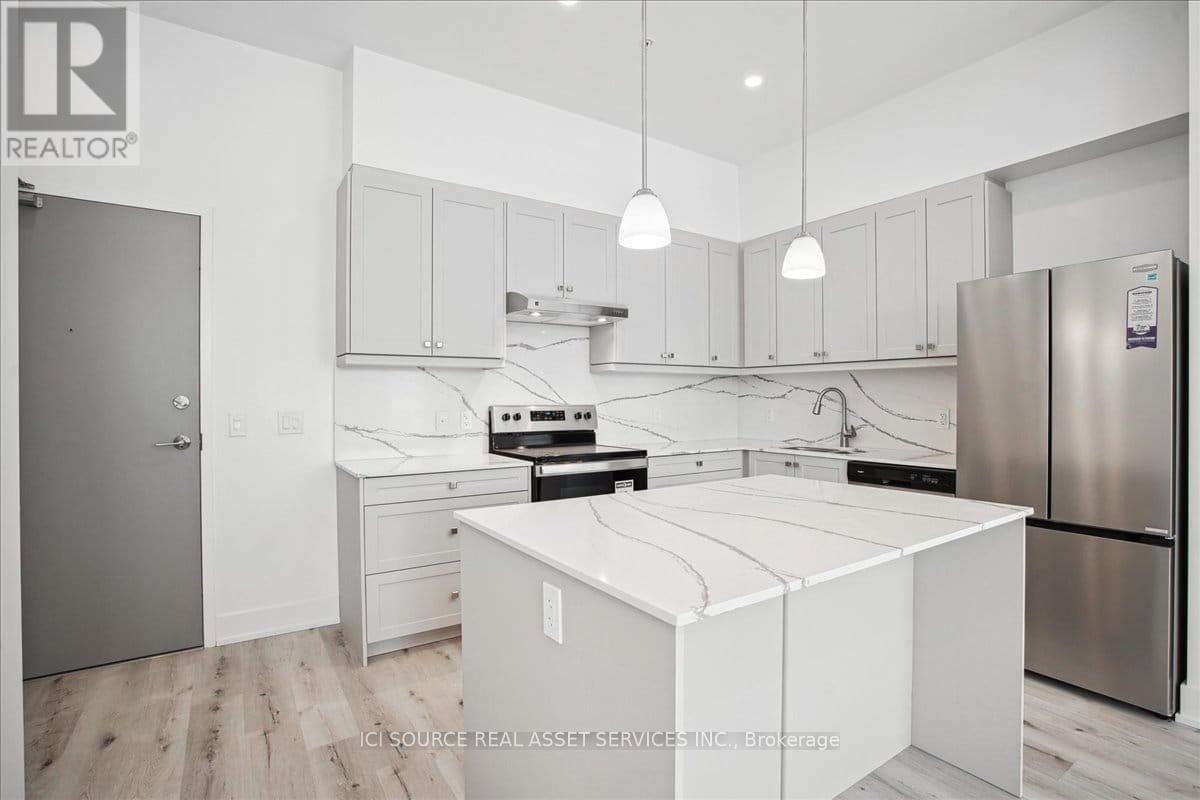 PH2 - 19B WEST STREET N, Kawartha Lakes, Ontario