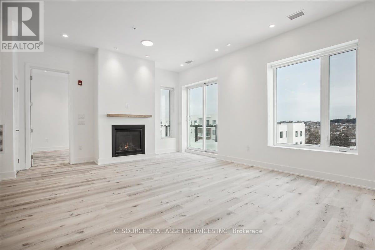 Ph2 - 19b West Street N, Kawartha Lakes, Ontario  K0M 1N0 - Photo 3 - X12640238